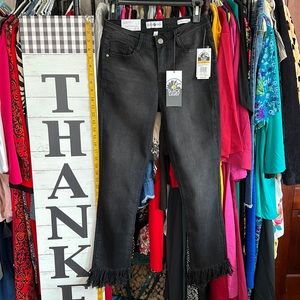 Black Daisy Kate Straight Leg Jeans size 3\26 black fringed hem